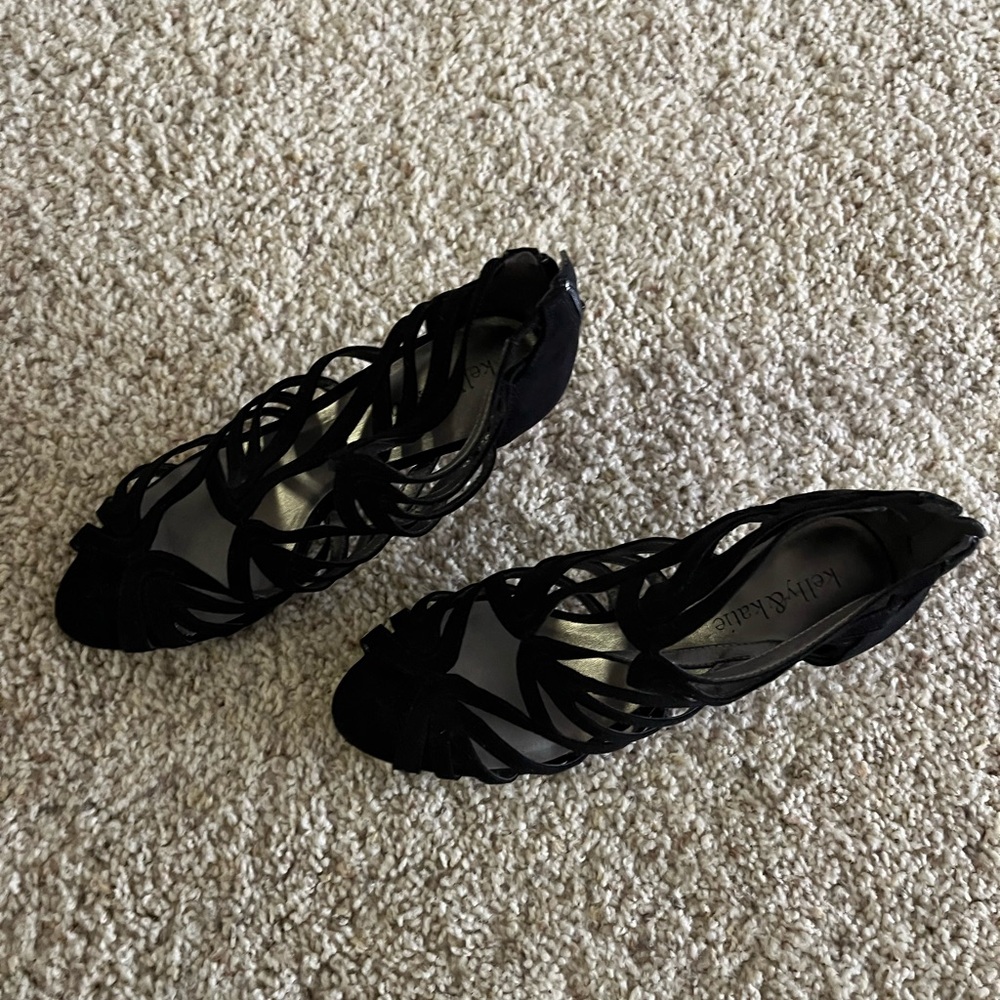 Kelly&Katie Black Heels (3”)